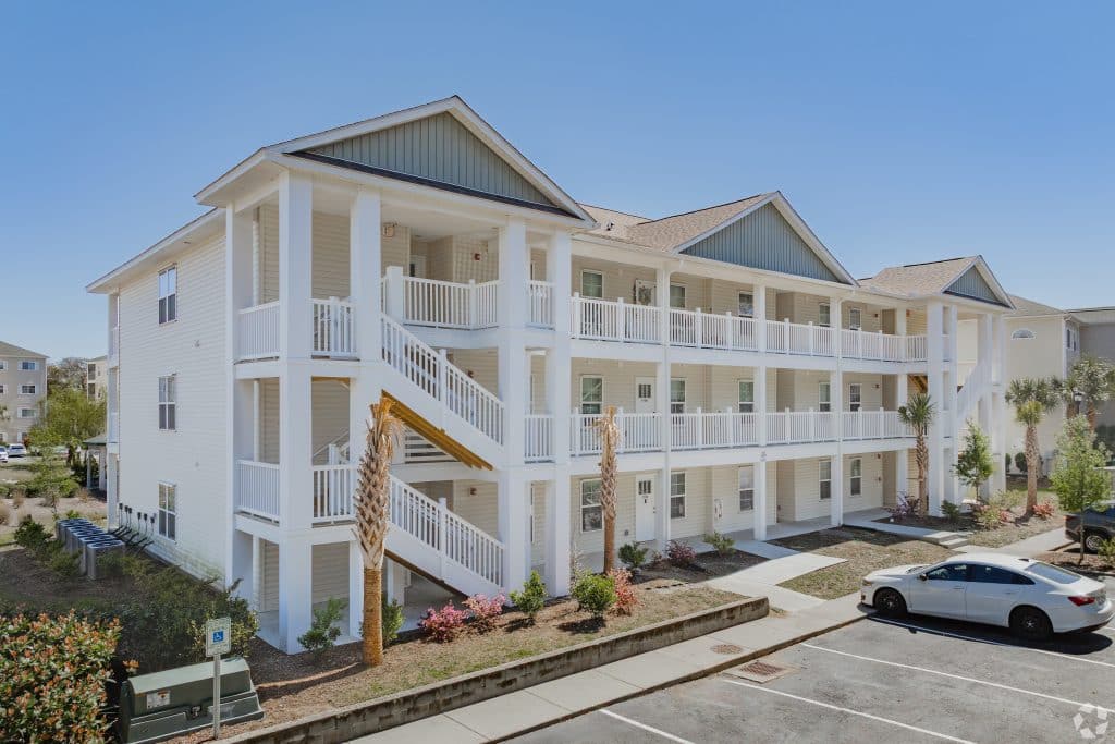 Building-11-at-Briarcliffe-Commons (2)
